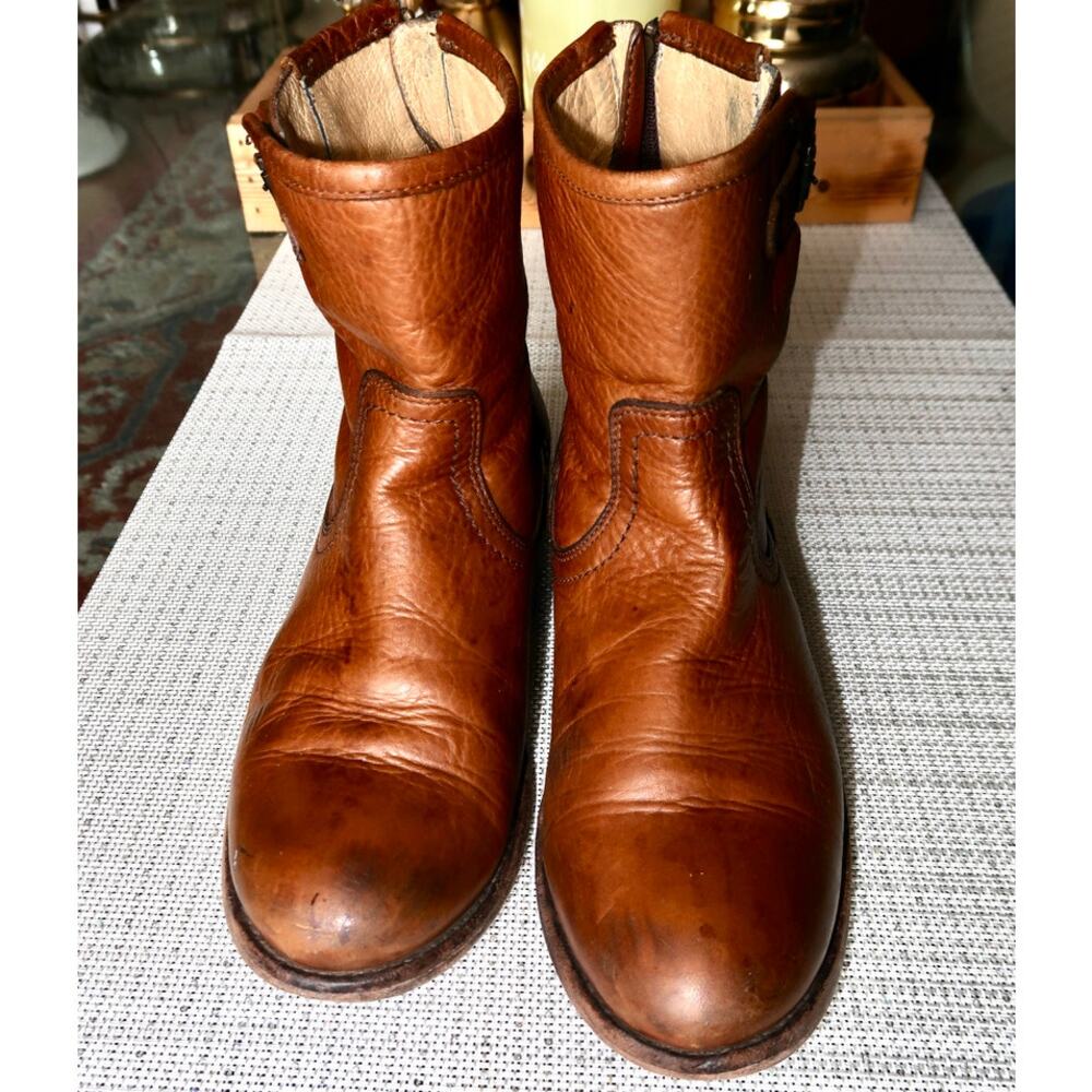 FRYE Women's Pippa Back Zip Short Ankle Boot Cognac Size 6.5 M - Picture 3 of 6